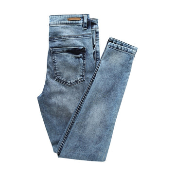 Jeans attillati